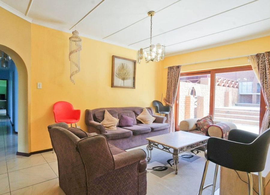 5 Bedroom Property for Sale in Baysville Eastern Cape